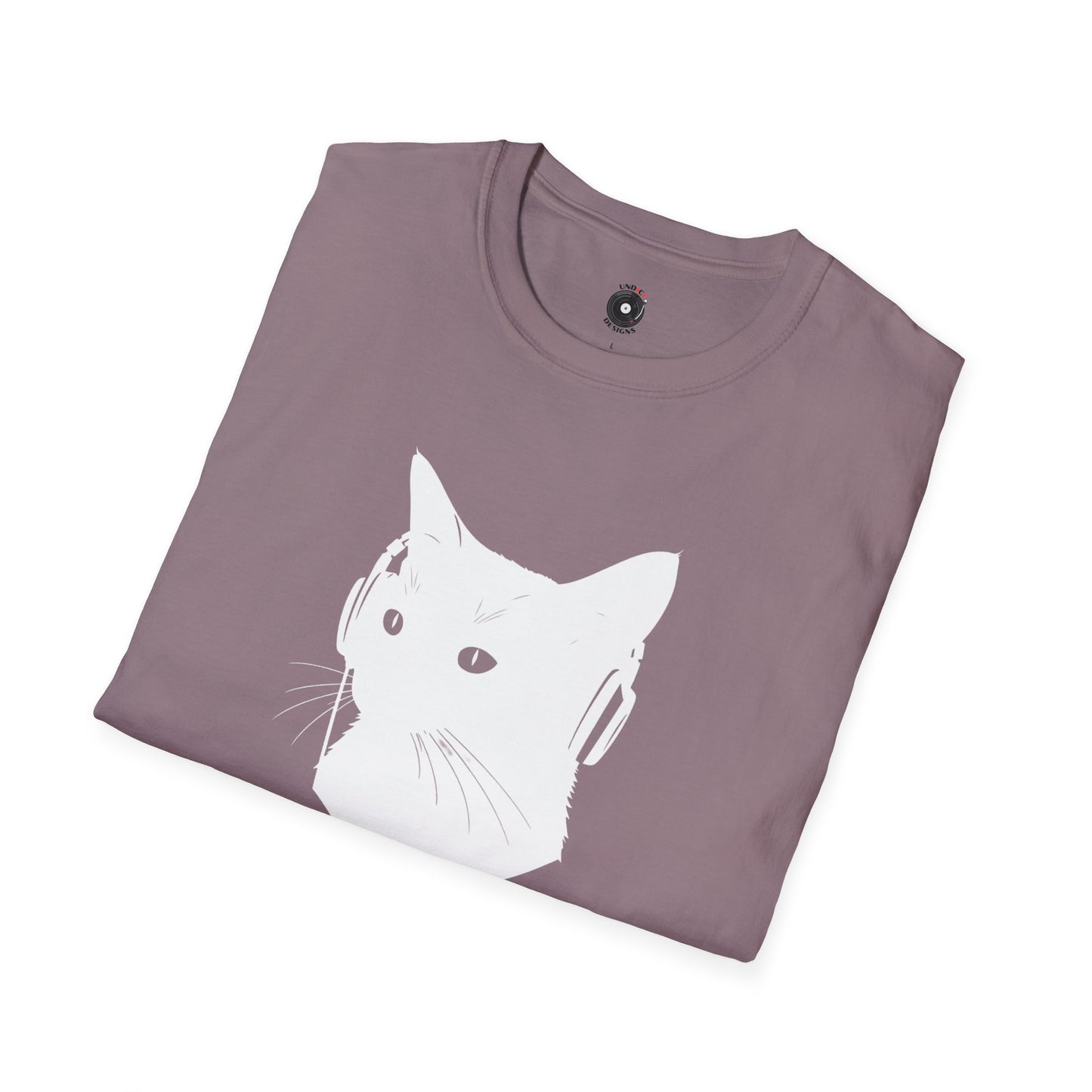 silhouette of kitten wearing headphones