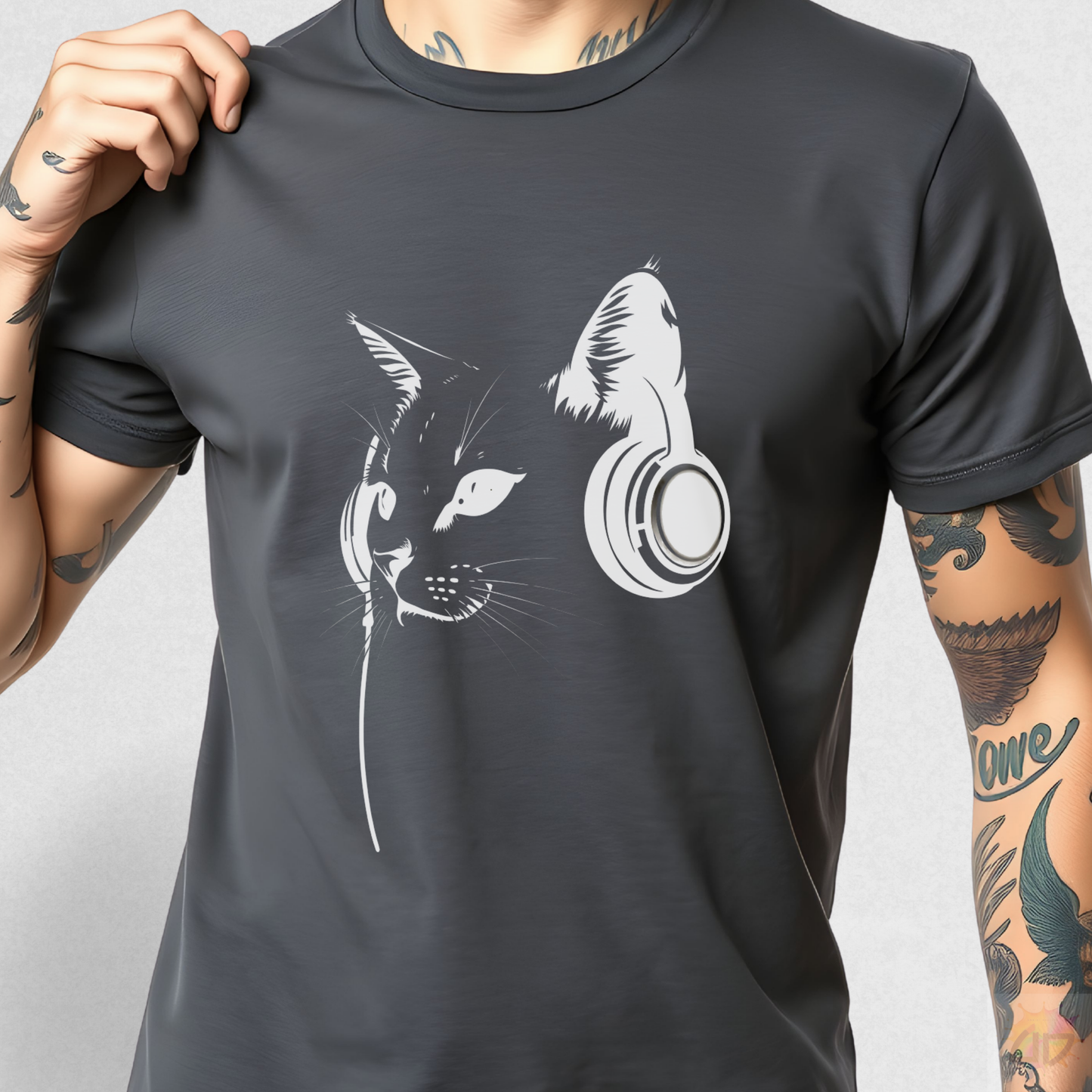 Silhouette of Cat Wearing Headphones Graphic Tee.